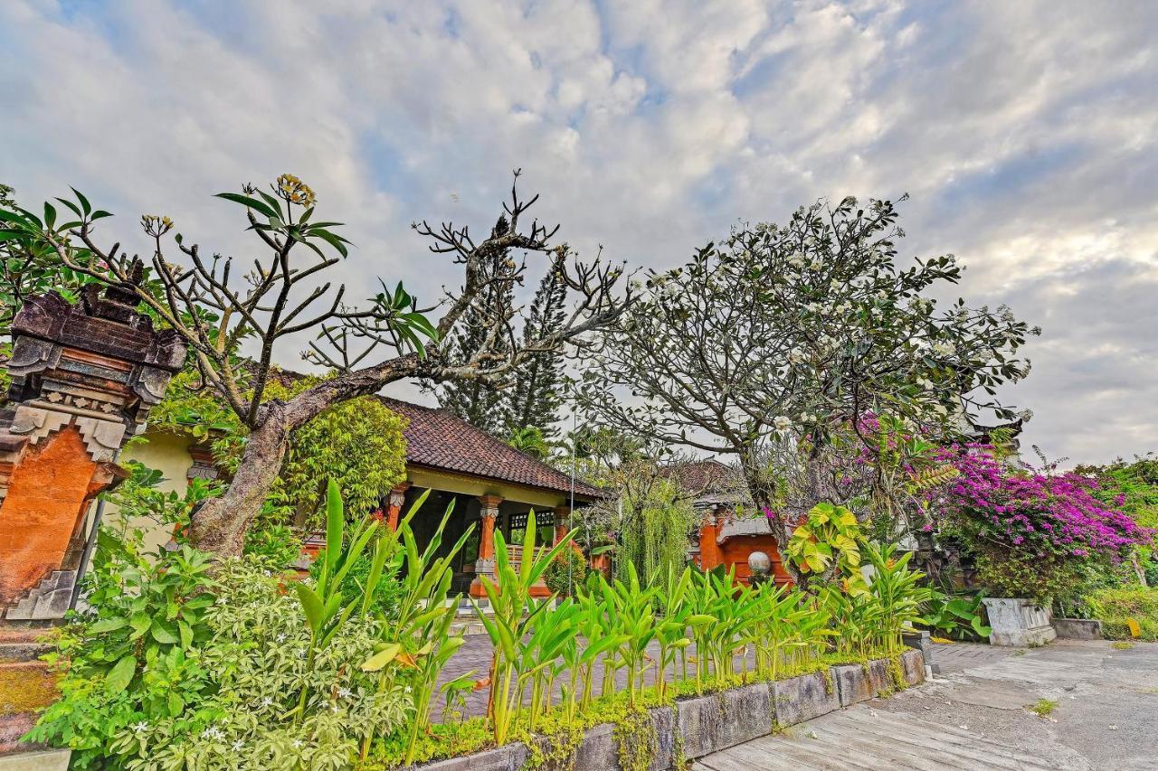 OYO 91503 Hotel Gedong Ayu Ubud Buitenkant foto