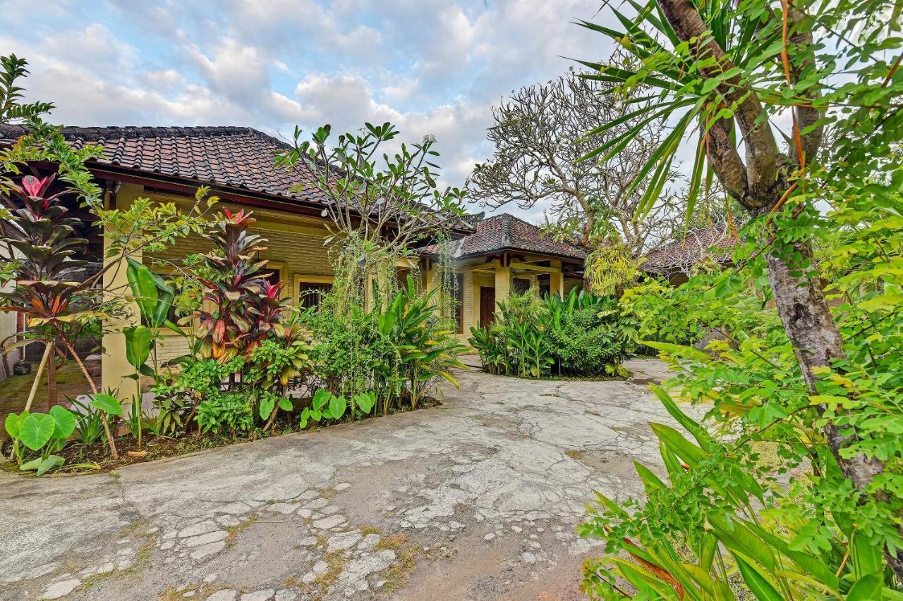 OYO 91503 Hotel Gedong Ayu Ubud Buitenkant foto