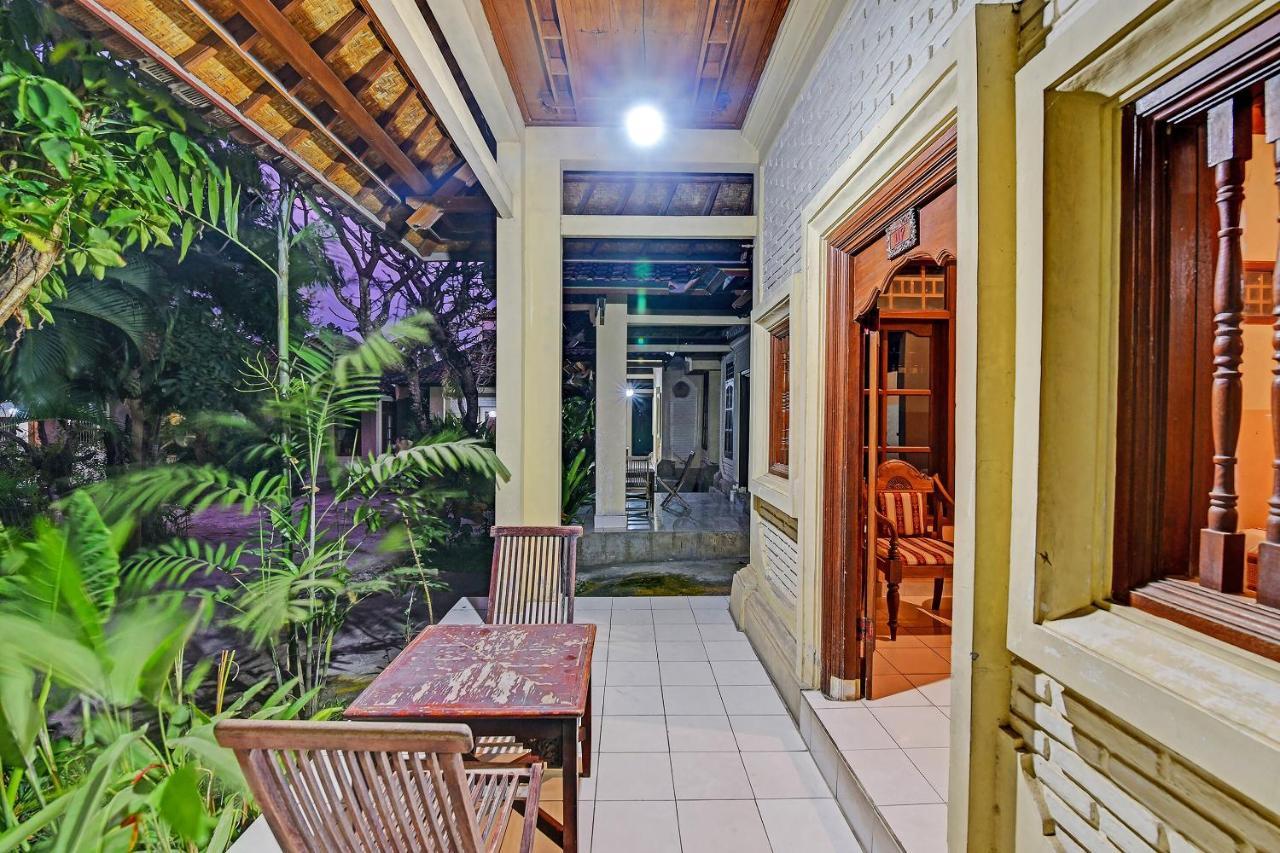 OYO 91503 Hotel Gedong Ayu Ubud Buitenkant foto