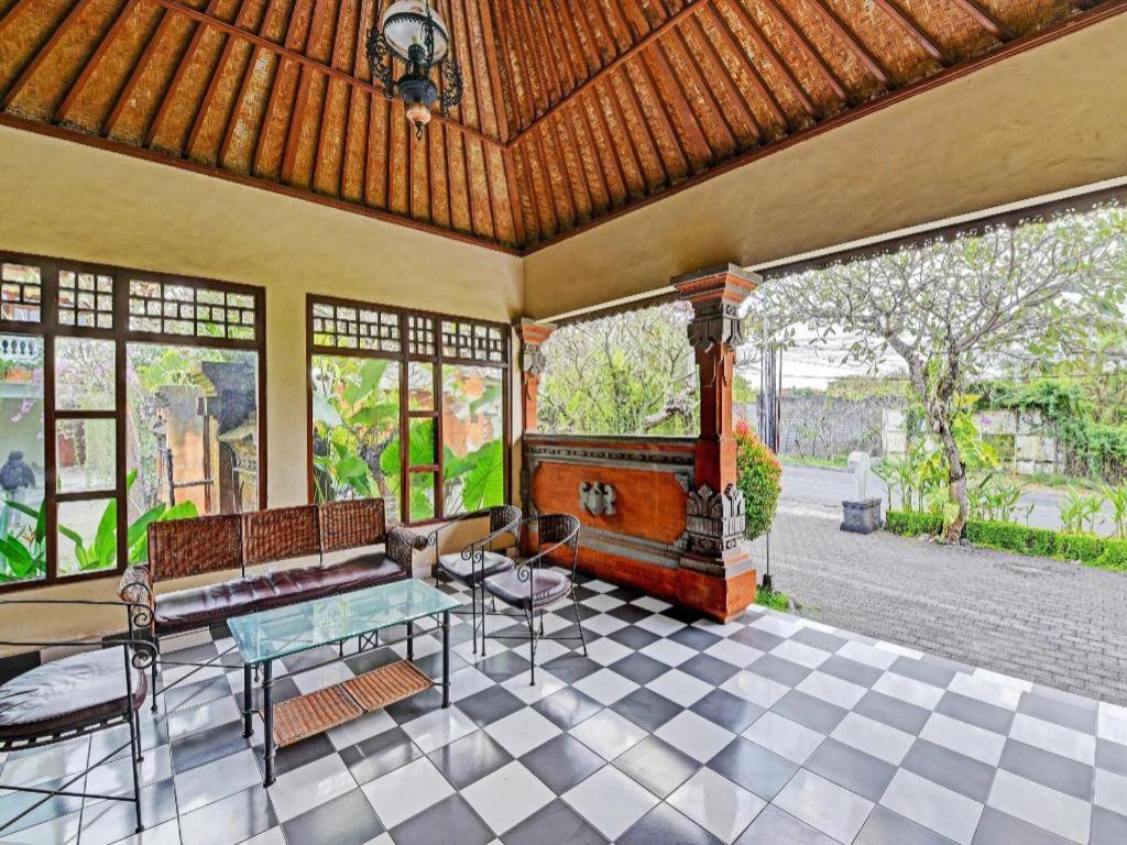 OYO 91503 Hotel Gedong Ayu Ubud Buitenkant foto